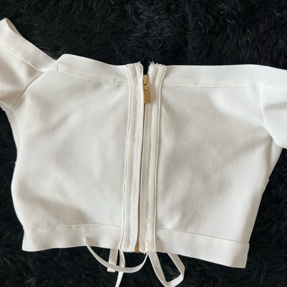 GUESS White Bandage  Crop Top - Picture 2 of 5